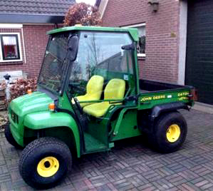 John Deere Gator