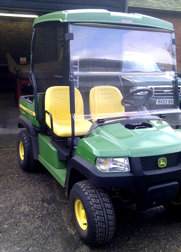 John Deere Gator01